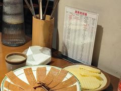 -巴隆门重庆老火锅(太湖路店)