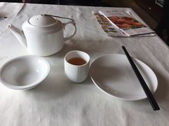 餐具摆设-巴陵全鱼席(湖南老字号汴河街店 )