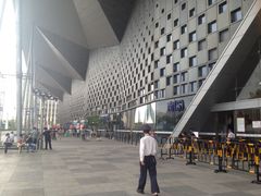 -东浩兰生上海世博展览馆