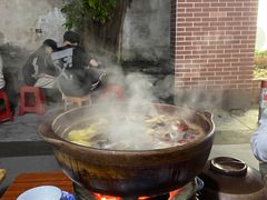 -威邵鸡煲(西华路总店)