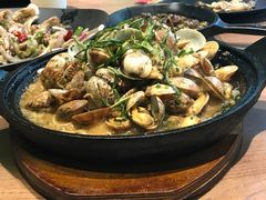 -沪小胖小龙虾(淮海中路旗舰店)