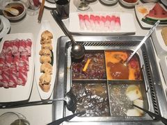 -海底捞火锅鲜切牛肉主题店(长寿路店)