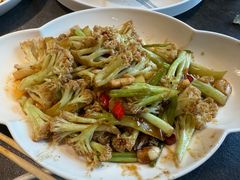 -五谷丰登农家院·地道胶东菜·海鲜烧烤(威海店)