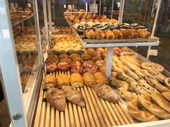 -焙丽拾光(麦凯乐直营店)