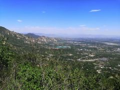 -鬼笑石后山停车场