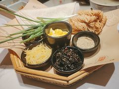 -丁里羊肉小镇(天鹅湖总店)