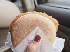 -麦当劳(民盈·国贸城店)