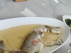 -七的湖·晚芳亭·阳澄湖农家菜·大闸蟹(莲花岛店)