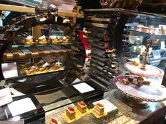 -半岛翡丽海鲜自助餐厅(观风亭店)