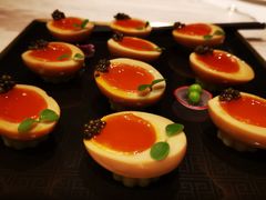 黑鱼子烟熏糖心蛋-伯衡55·吉品轩(乌鲁木齐南路店)