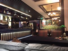 蓝山咖啡馆(滨江三店)-蓝山咖啡馆(白马湖店)