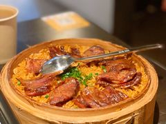 腊味蒸饭-乔街深夜食堂·台州菜·高压锅生蚝(杭州总店)