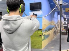 -都市枪神实弹射击俱乐部