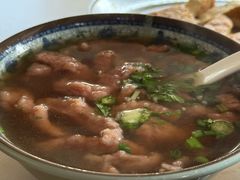 -炬龙牛肉店(新华店)