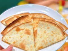 榴莲果泥薄脆-卢家妈妈·西餐厨房(卜蜂中心店)