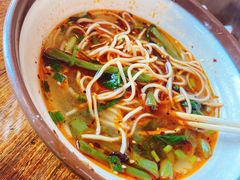 -忆碗面(华新街店)