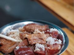 -梁阿婆廿年老牌扣肉糯米饭