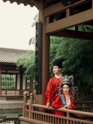 -索菲亚婚纱摄影