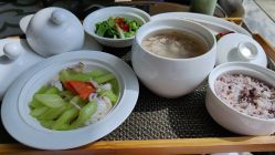 -臻康乃馨月子中心(集美店)