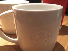 -星巴克(静安嘉里中心B2店)