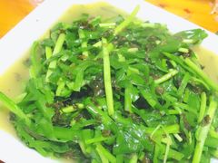 韭菜炒地皮菜-山里人家土菜馆(茅山店)