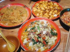 -先启半步颠小酒馆(白麓里店)