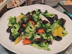 -哈啾嗨·新概念蒙餐(红星新城店)