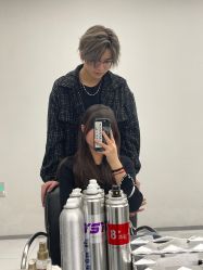 -苑苑发型设计