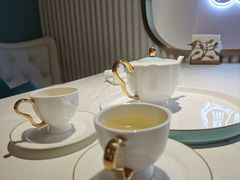 -燕庭·纯燕窝·甜品下午茶(南京西路店)
