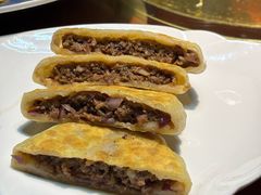 -老码头黑皮肘子锅包肉(赣水路店)