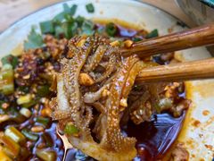 -拈签一笑黄牛肉辣卤串串