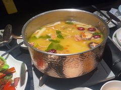 -三生三味密宗川菜·江景餐厅(来福士店)