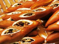 核桃红豆碱水-Dough&Joe团憩(瑞虹天地月亮湾店)