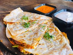 辣味牛肉香肠碎芝士煎饼-Q MEX 库迈墨西哥餐吧(三里屯店)