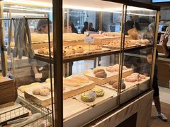 面包甜点陈列柜-奈雪的茶(杭州万象城PRO店)