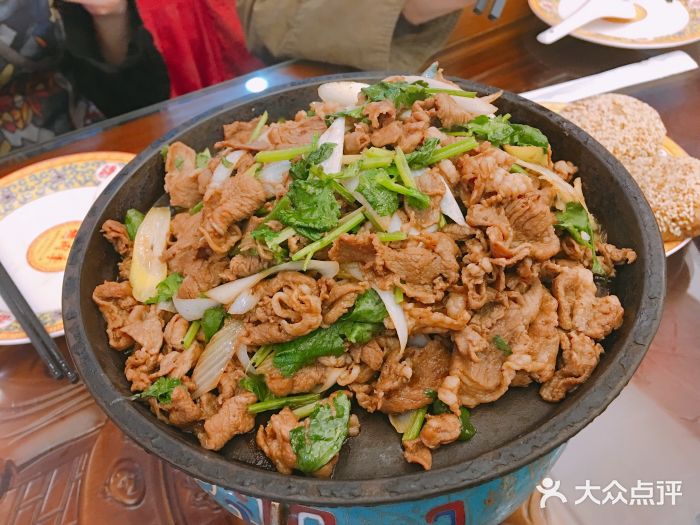 烤肉季饭庄烤羊肉图片