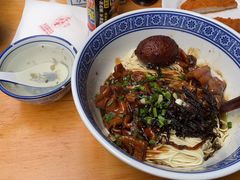 -沪西老弄堂面馆(定西路店)