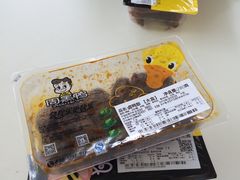-周黑鸭(武汉天河国际机场五店)