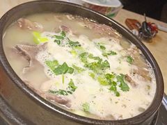 -英子补身汤(海兰路店)