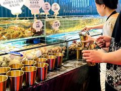 -雍容荟帝王蟹活龙虾展台自助(IFS黑金店)