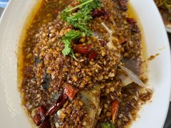 -老码头黑皮肘子锅包肉熏酱水饺(文政街店)