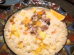 金桃手抓饭-丝路金桃·新疆菜(徐汇店)