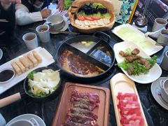 -热火朝天鲜切牛肉火锅(南强街巷店)