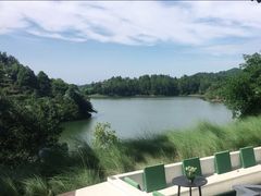 -华凌山庄·隐湖栖