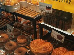 -皇冠幸福里动物奶油生日蛋糕(万达店)