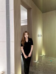 -AURAS璈然科技护肤中心