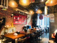 大堂-炉小二铜锅牛蛙•川湘菜(三里屯店)