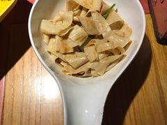 -多嘴超级肉蟹煲(杉杉国潮主题店)