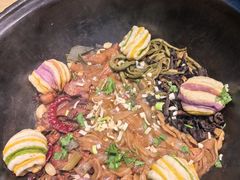 -万里闯关东铁锅炖菜馆(高新旗舰店)