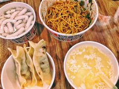 老蔡鲜肉锅贴-蔡明纬热干面(长港路店)